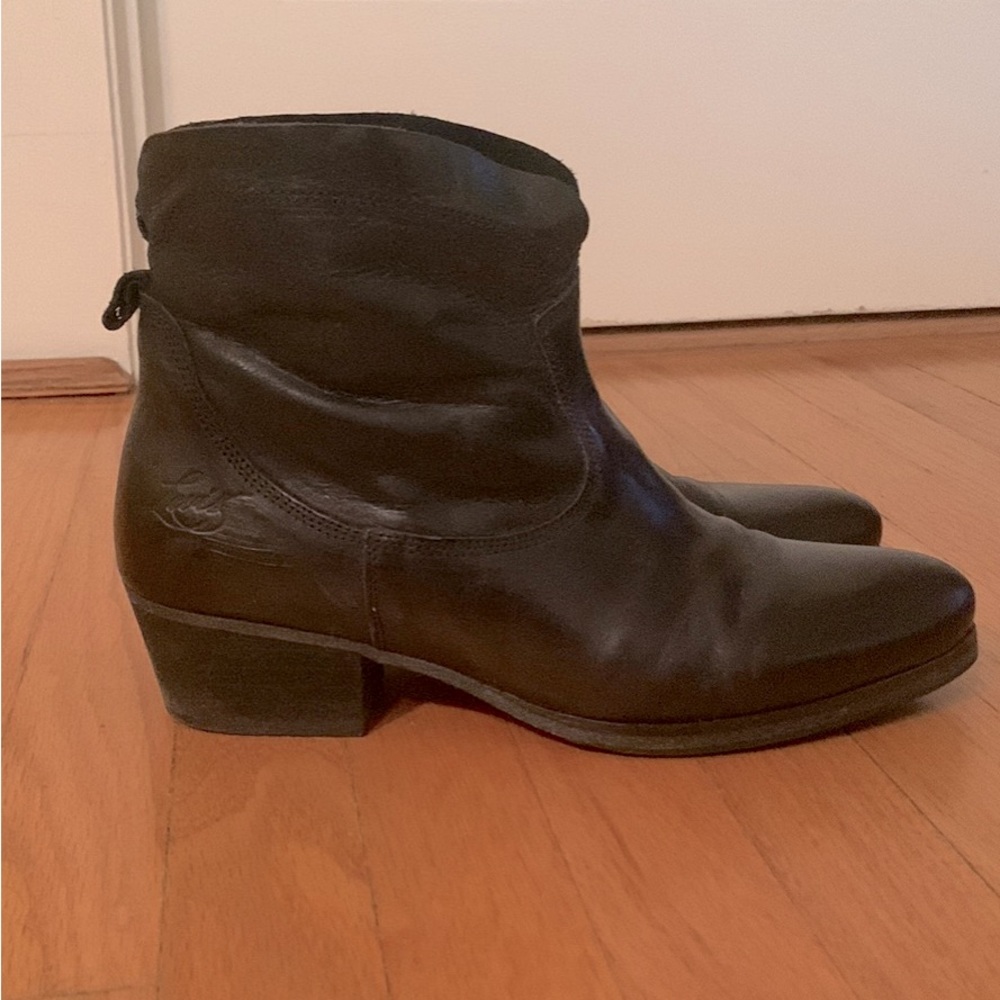 Levi’s Leather Boots